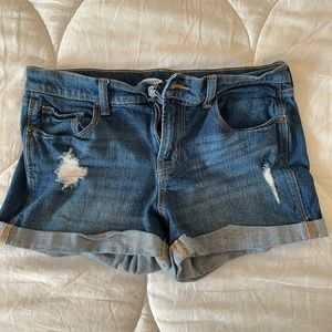 Old Navy mid rise, boyfriend, jean shorts size 6